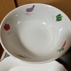 値下げしました、中古の食器色々の画像