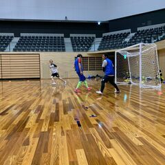 １２月２２日（日）17：30～19：30　ダイハツアリーナメインアリーナ（体育館）でフットサル - スポーツ