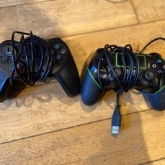 現在商談中！値下！PS4 slim 最終型！箱付き！コントローラー3台