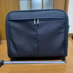 キャリーバック(鍵付き)