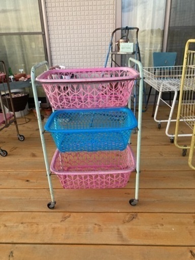 昭和レトロ　脱衣カゴ　ラック　3段　収納バスケット