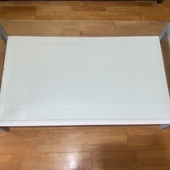 ニトリ　ガラスローテーブル