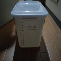 米容器