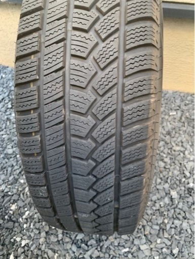 受取者決　22年製　ヴェルファイア　スタッドレス　215/65R16　4本　バリ溝品