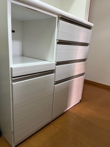 ニトリ 食器戸棚 ホワイト【引越しのため不用品】