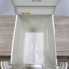 🍎アイリスオーヤマ ペーパーシュレッダー P8HMの画像