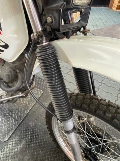 XLR125R  MD16　オフロードバイク　XLX125 KLX125　ホンダ　