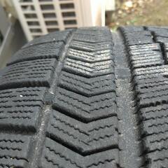 スタッドレスタイヤ 215/55R17