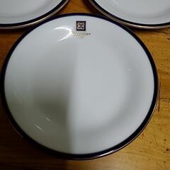 GIVENCHY ジバンシィ 皿 5枚目の画像