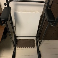 懸垂マシン　懸垂マシーン　腹筋マシーン　腹筋マシン　ぶら下がり健康機の画像