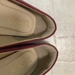 スェード調パンプス　23.5㎝の画像