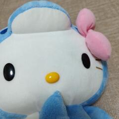 イルカ被り　ハローキティーちゃん　ぬいぐるみ　高さ約40cmの画像