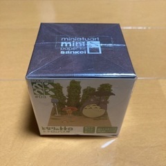 【新品・未開封】スタジオジブリmini　トトロとバス停　となりのトトロの画像
