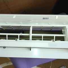世田谷区近辺配送可能　正常作動品 美品 東芝ルームエアコン 2022年製 RAS-H281P（W）10畳・単相100V 清快 H-Pシリーズ　室外機　室内機の画像