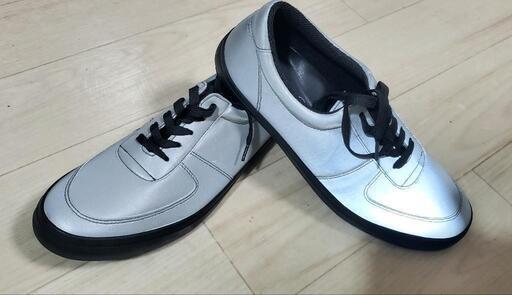 【新品未使用】SHIPS any MENS シルバー スニーカー43