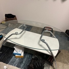 ガラスローテーブル