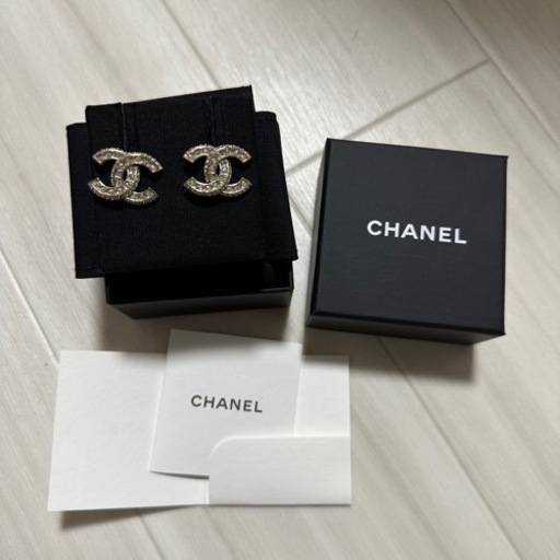 CHANEL CCマーク　ピアス
