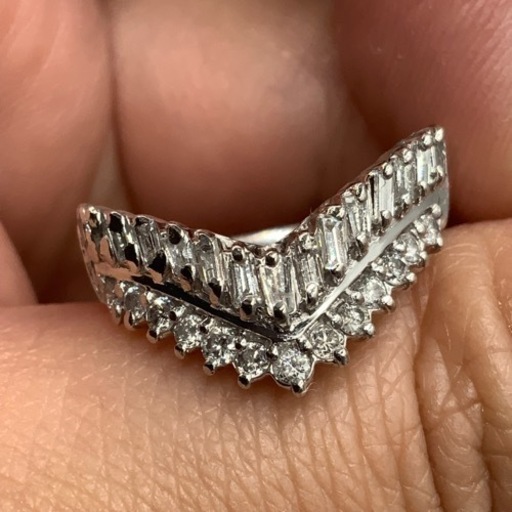 Pt900 プラチナ900 ダイヤモンドリング　V型　0.5ct 5.1g