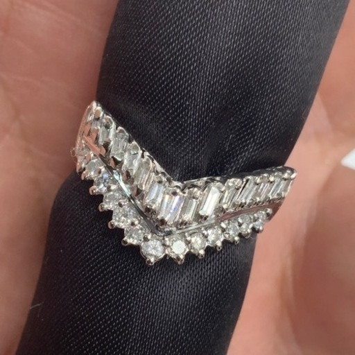 Pt900 プラチナ900 ダイヤモンドリング　V型　0.5ct 5.1g