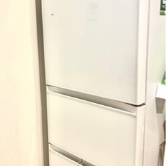 本日最終日❗️2022年製❗️超美品❗️ 411L  5ドア  ...
