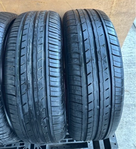 215/60R17  ヨコハマ　BluEarth 4本セット