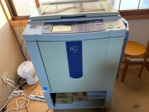 輪転機　　ＲＺ730  輪転機　インクも数ケースあり
