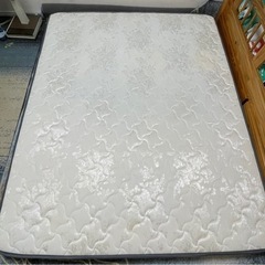スプリングマットレス (無料)