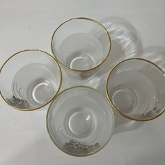 レトロ　グラス　4つセットの画像