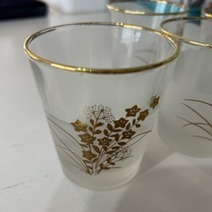 レトロ　グラス　4つセットの画像