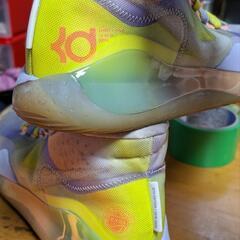 希少品　NIKE ナイキ Zoom ズーム KEVIN WAYNE DURANT 2019-2020 CK1201-900 KD12 マルチカラー 26.5cm 1-F053Y/1/100 中古品

の画像