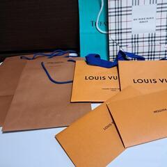 ヴィトン、TIFFANY、BURBERRY等袋の画像