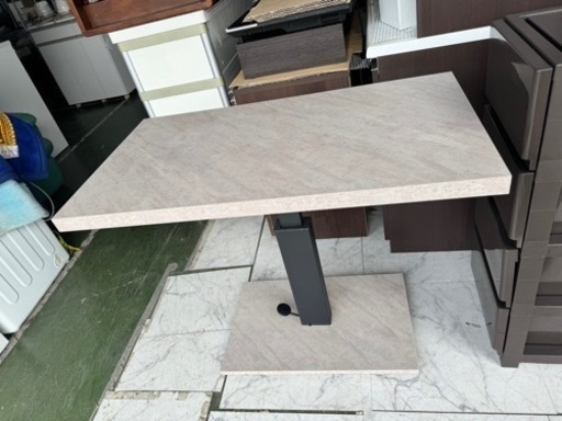 昇降式センターテーブル　中古