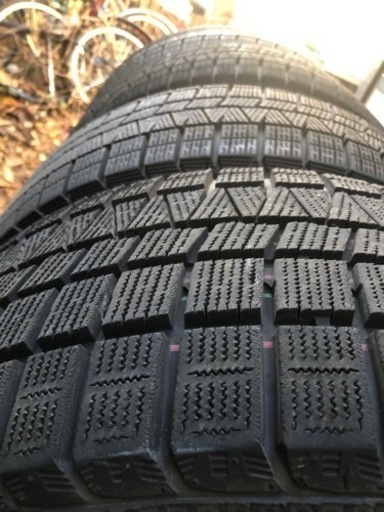 245/45R17 スタッドレスタイヤのみ(4本)