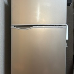 sharp2020製一人暮らし用冷蔵庫の画像