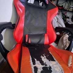 【無料】ゲーミングチェア 赤黒