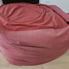 【お譲り決定しました】中古 体にフィットするソファ(カバー付)