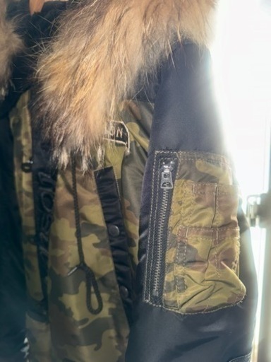 vansonのダウンジャケット