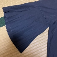 紺色カットソー　お値下げ🌟の画像