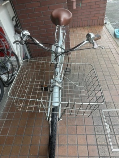 700Ｃ　SCHWINN　7speed　フロントカゴ　リアキャリア付き　グレー