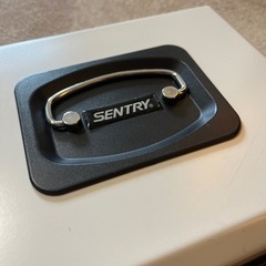 【金庫　SENTRY   】　取りに来てくれる方限定です！の画像