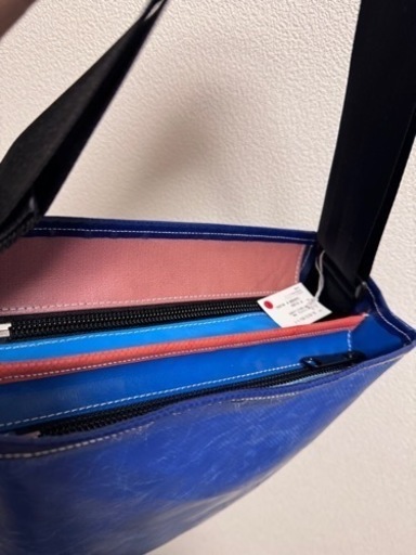 Comme des garcons X freitag