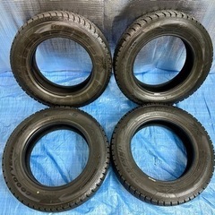 GOODYEARicenavi6スタッドレス　冬タイヤ　タイヤの...