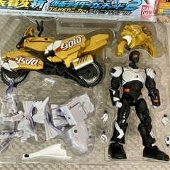 仮面ライダーガッチャード2 ゴルドメカニックカー&ライトニングジャングルの画像