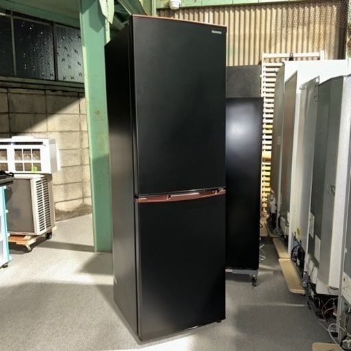 ⭐️IRIS OHYAMA⭐️ ノンフロン冷凍冷蔵庫　2020年162L 大阪市近郊配送無料