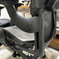高級オフィスチェア　アーロンチェア　Bサイズの画像