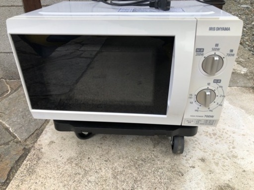 2020年製　電子レンジ 50Hz アイリスオーヤマIMB-F184-5-WPG
