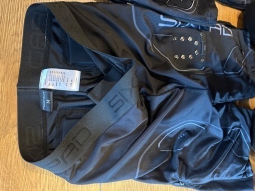 【最安値・美品】シックスパッド　SIXPAD　パワースーツ上S 下M メンズ