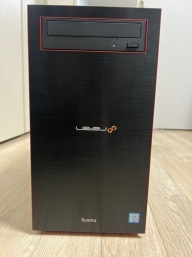 新しいパソコン買ったので 以前使用しなくなったゲーミングPC売ります。 新しいパソコン買ったので 以前使用しなくなったゲーミングPC売ります。