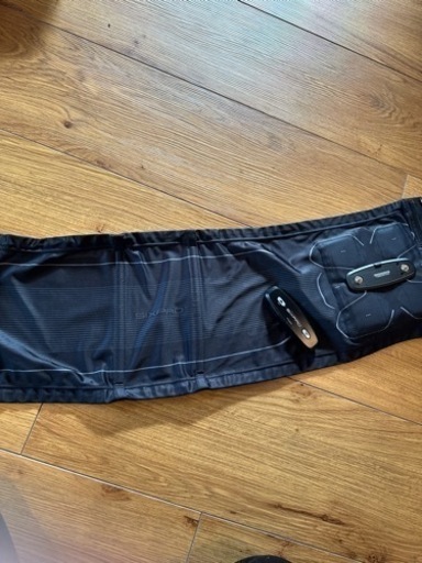 【最安値美品】シックスパッド パワースーツライトアブズ Mサイズ
