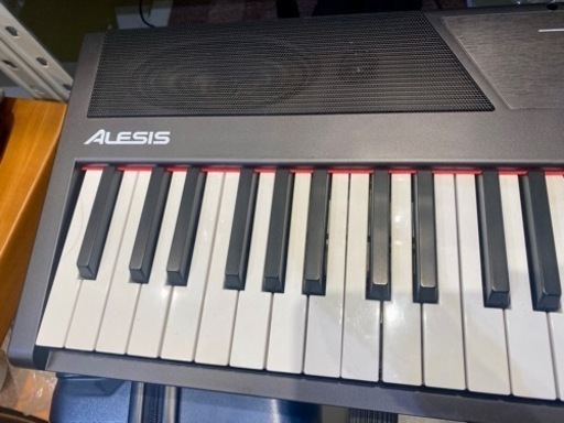 ALESIS 電子ピアノ スタンド付 88鍵盤 練習 初心者 中古